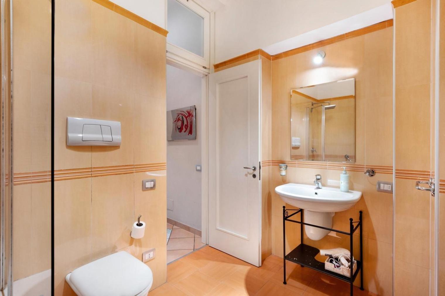 B&B Verdi Салерно Екстериор снимка