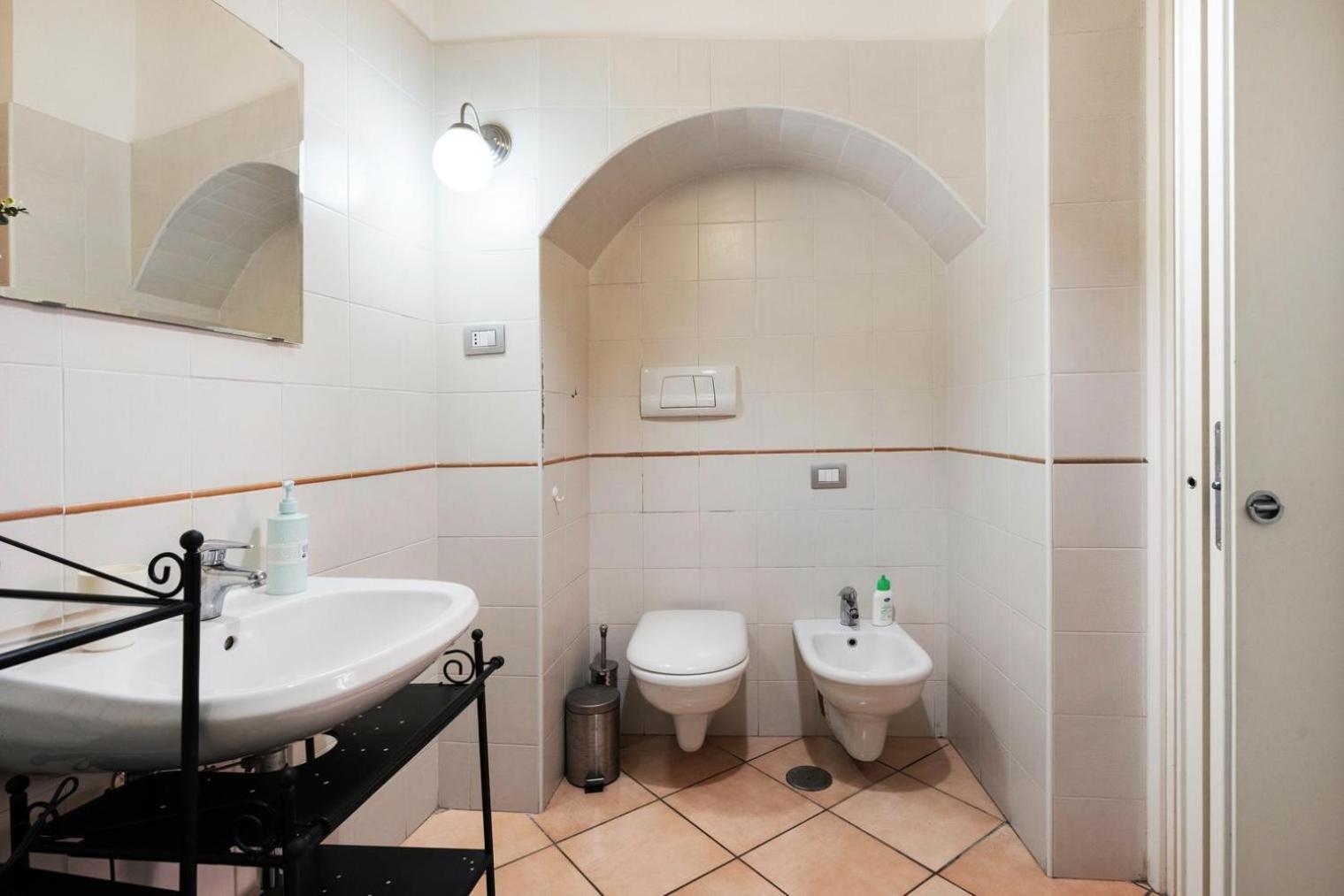 B&B Verdi Салерно Екстериор снимка